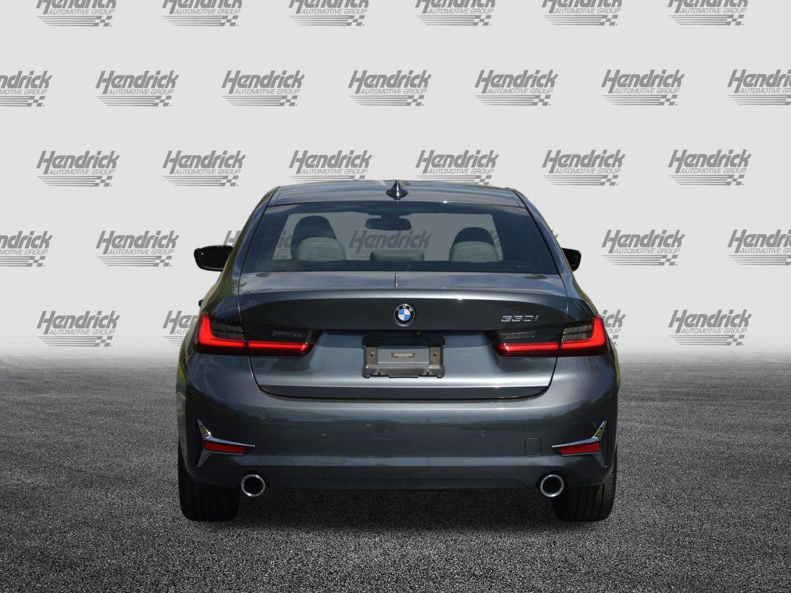 Used 2019 BMW 330i Sedan w/ Premium Package image 10