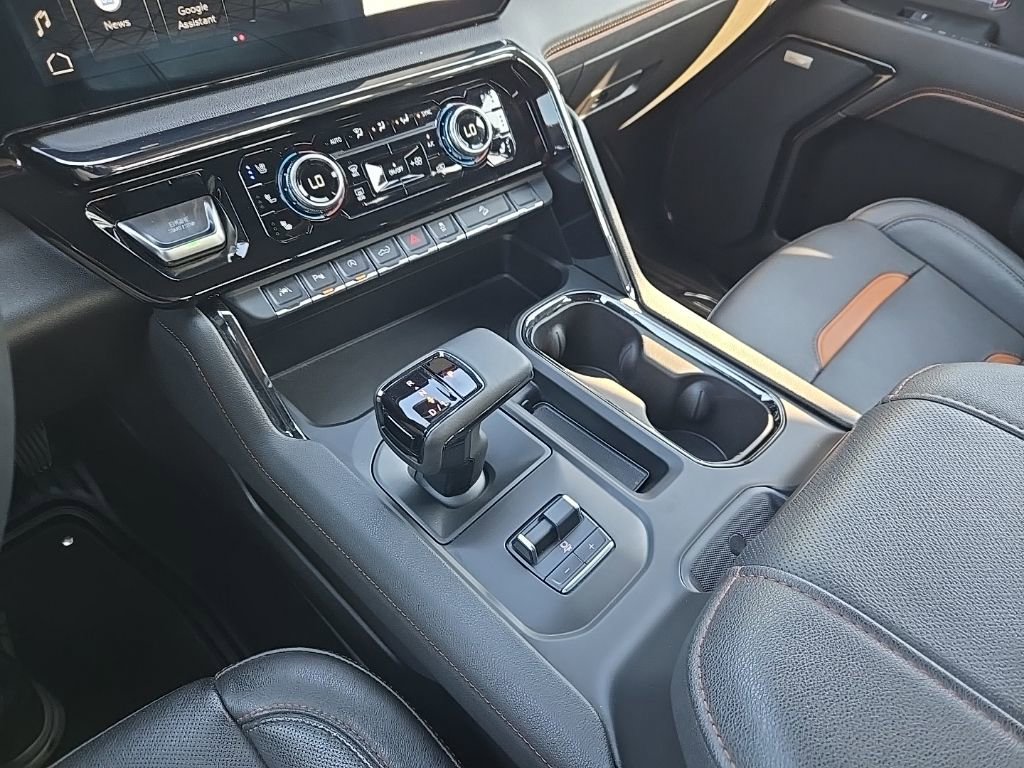 Used 2023 GMC Sierra 1500 AT4 w/ AT4 Premium Package AWD/4WD image 27