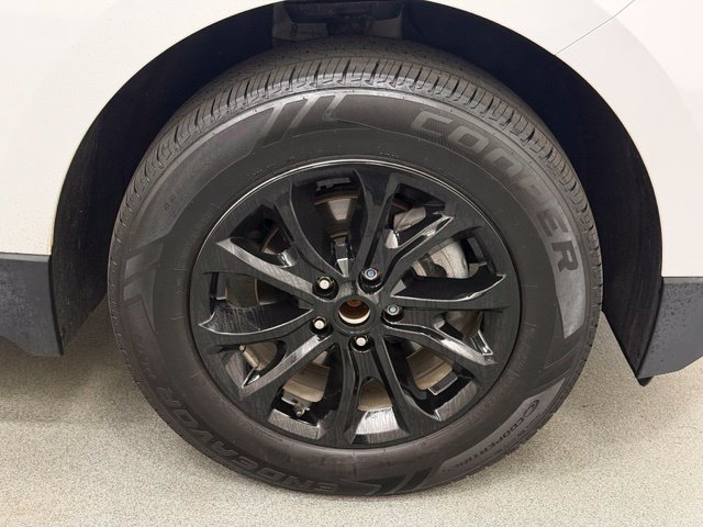 Used 2020 Chevrolet Equinox LT AWD/4WD image 27