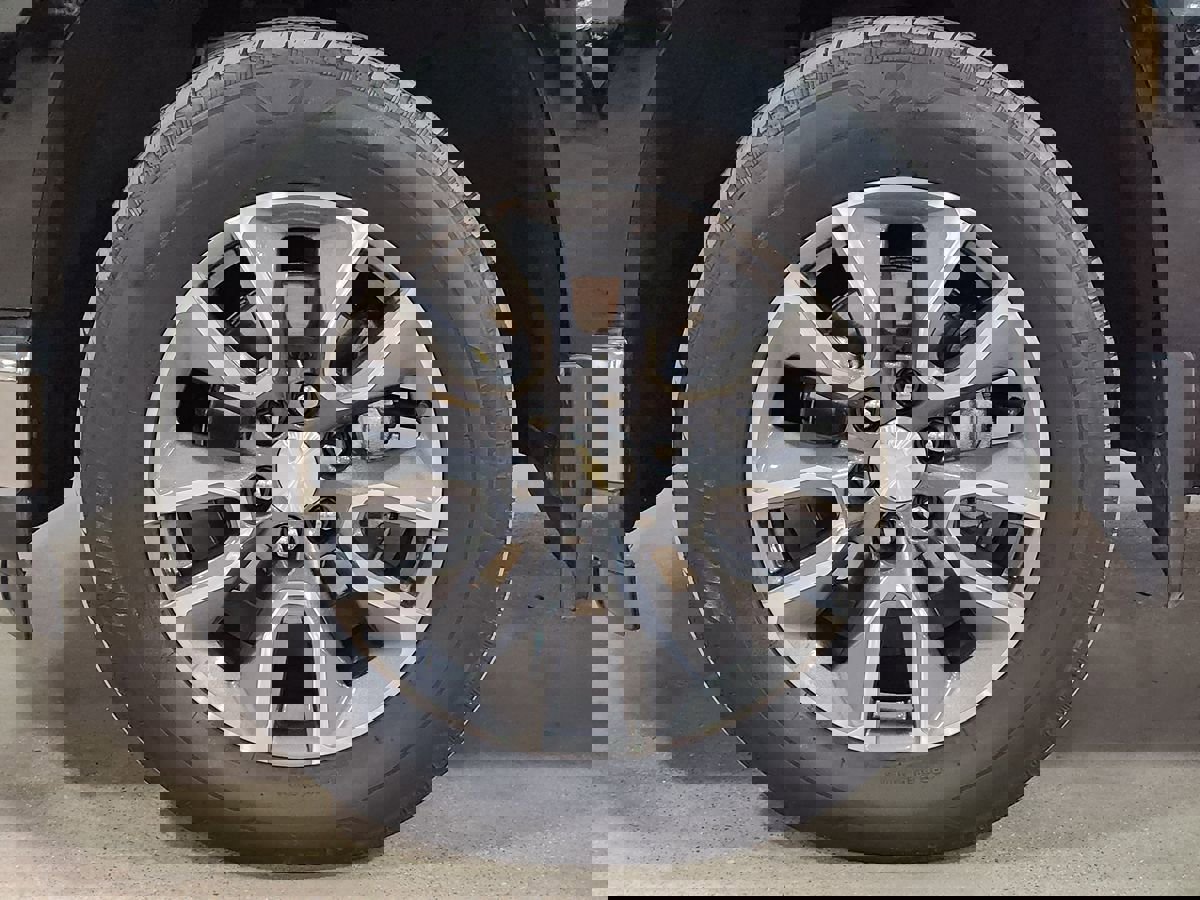 Used 2021 Chevrolet Silverado 1500 LT w/ Texas Edition Plus image 26