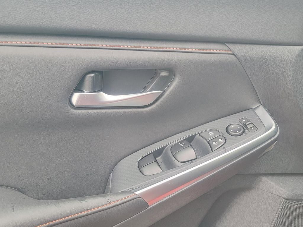 Used 2024 Nissan Sentra SR w/ SR Premium Package FWD image 11