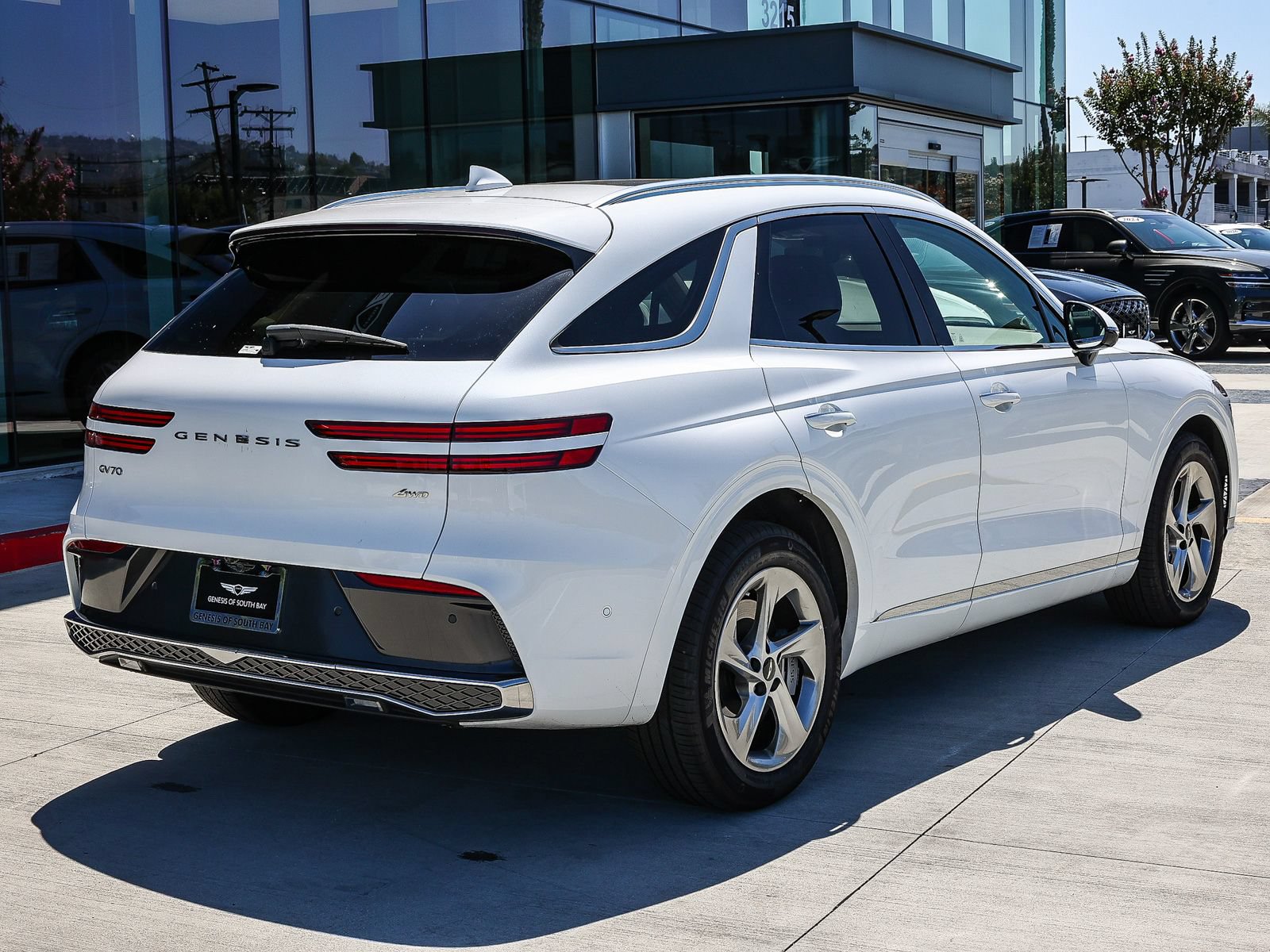 Used 2026 Genesis GV70 2.5T Advanced AWD/4WD image 6