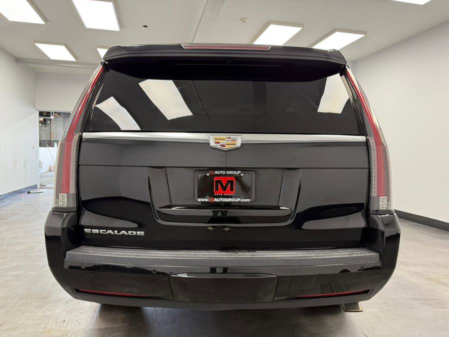Used 2015 Cadillac Escalade Premium image 6