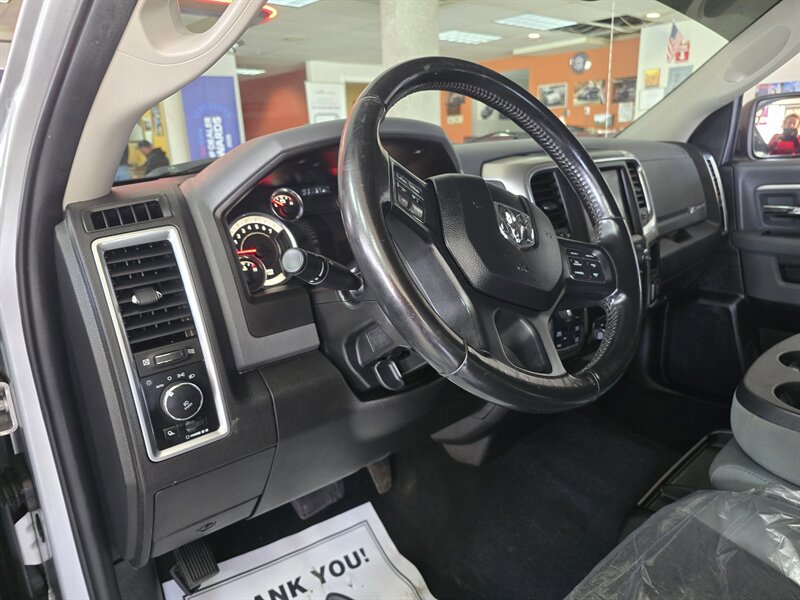 Used 2019 RAM 1500 Big Horn AWD/4WD image 7