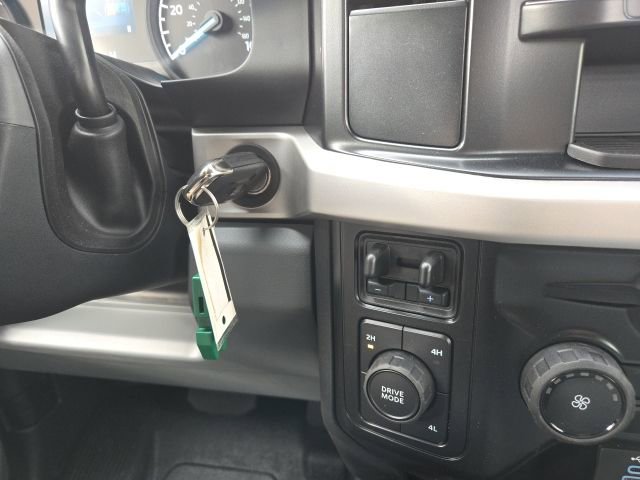 New 2025 Ford F550 4x4 Regular Cab Super Duty image 17