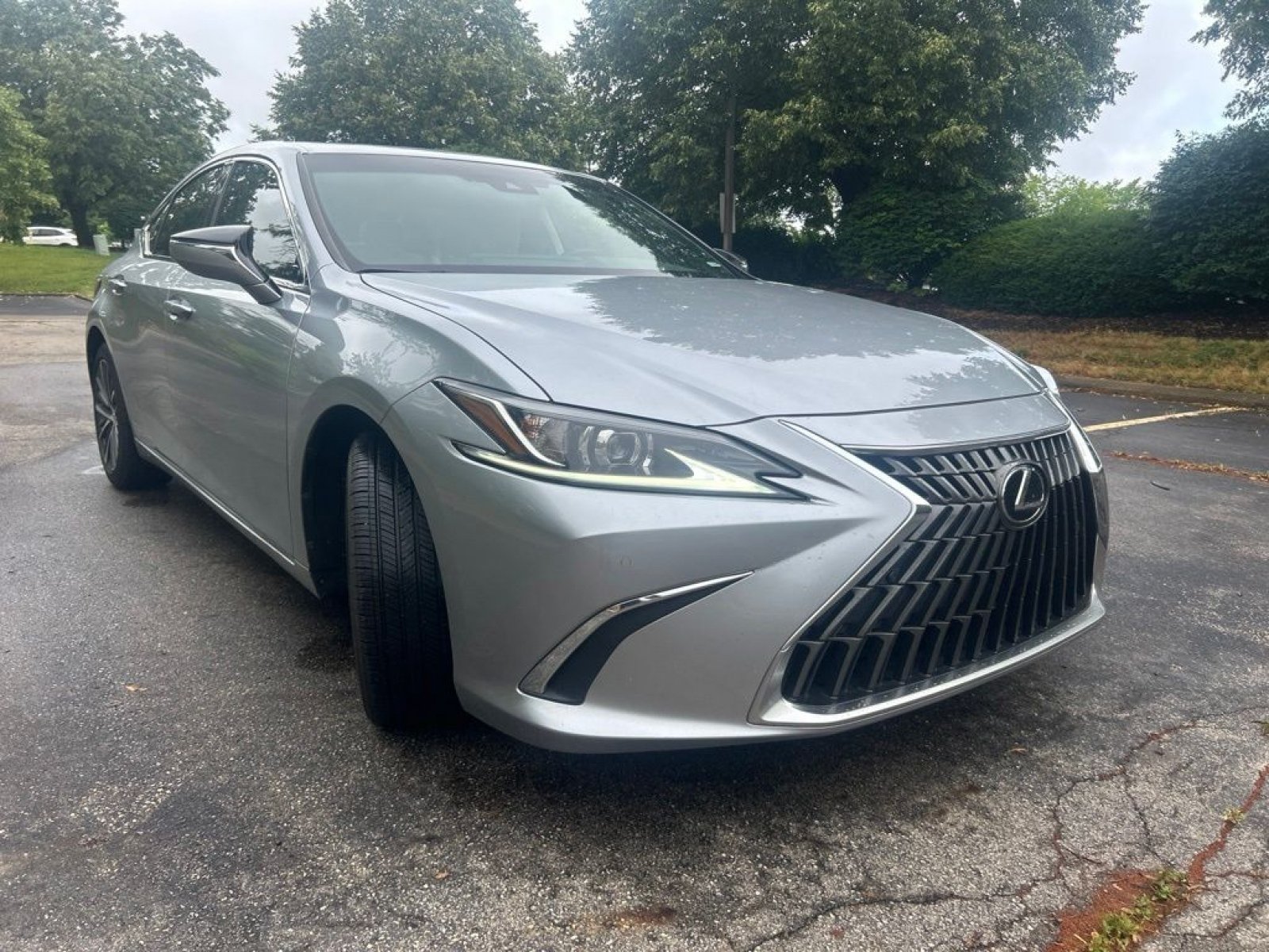 Used 2022 Lexus ES 250 w/ Premium Package AWD/4WD image 5