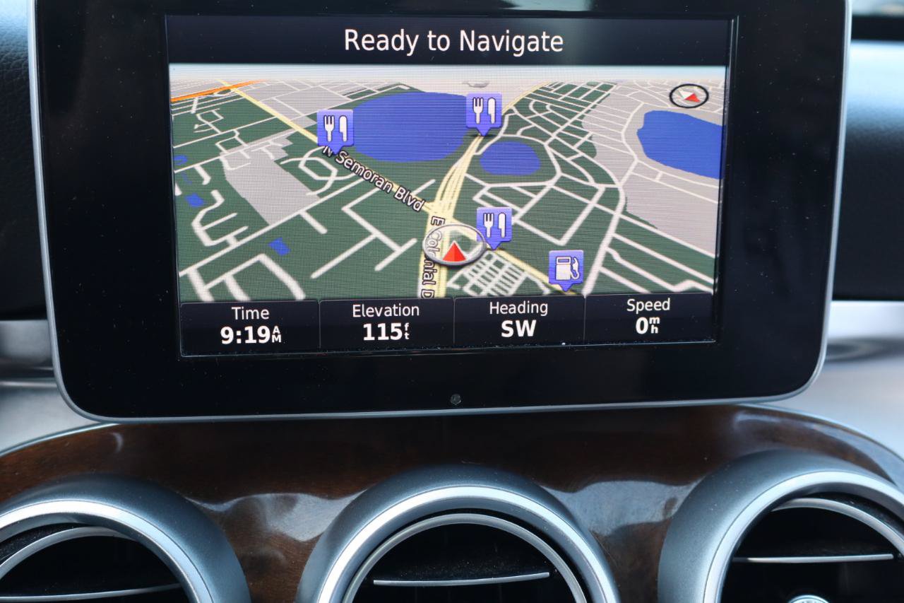 Used 2017 Mercedes-Benz C 300 Sedan image 21