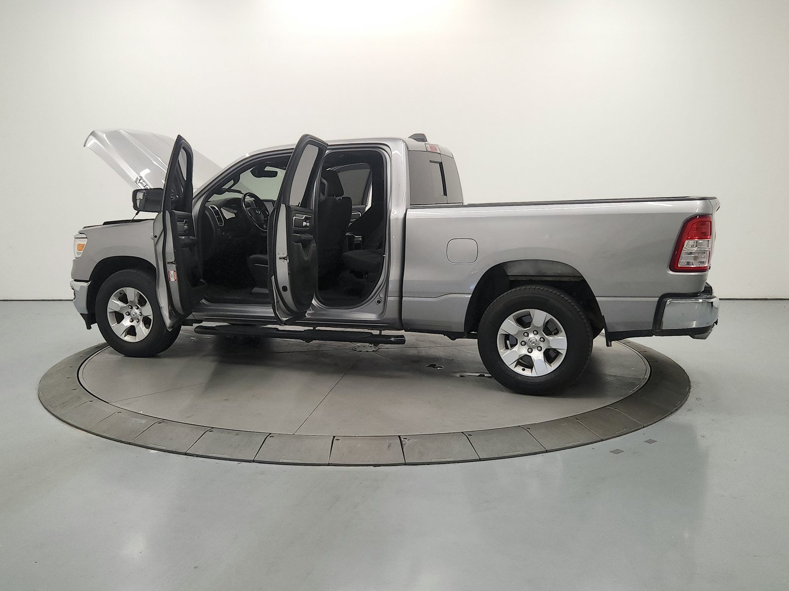 Used 2022 RAM 1500 Big Horn RWD image 14