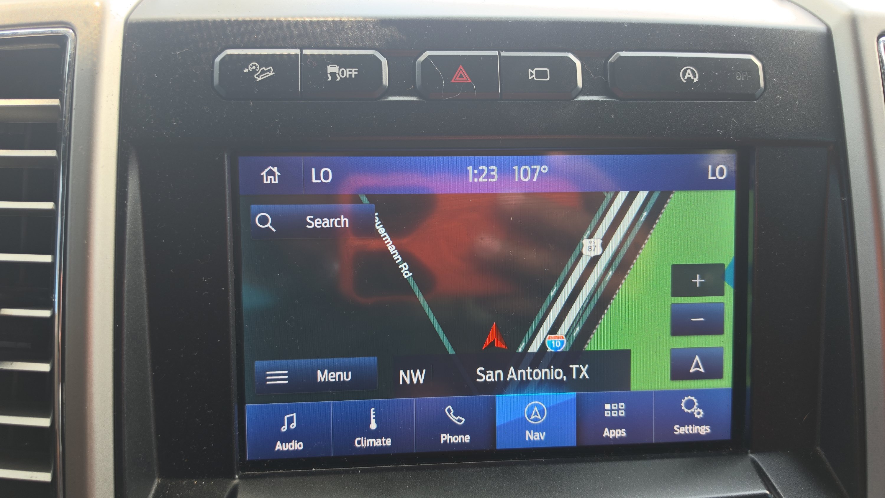Used 2019 Ford F150 King Ranch w/ Equipment Group 601A Luxury AWD/4WD image 17