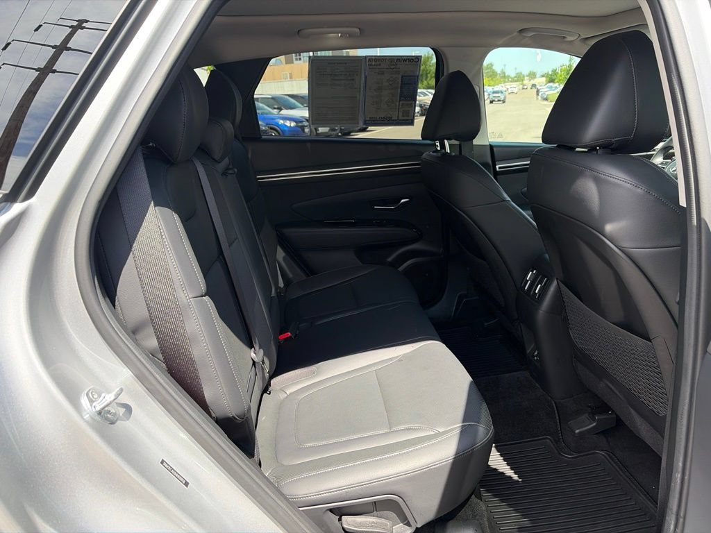Used 2022 Hyundai Tucson Limited AWD/4WD image 17