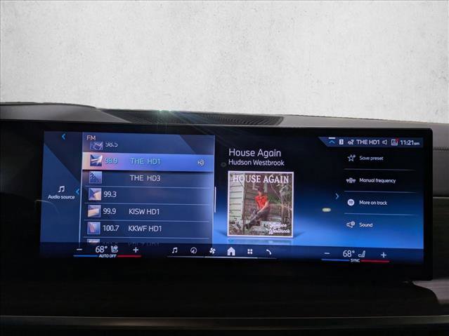 New 2026 BMW X5 xDrive40i w/ Executive Package image 12