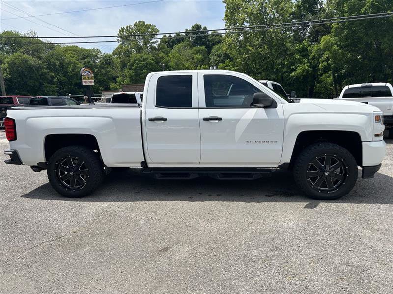 Used 2016 Chevrolet Silverado 1500 Custom w/ Rally 1 Edition AWD/4WD image 2