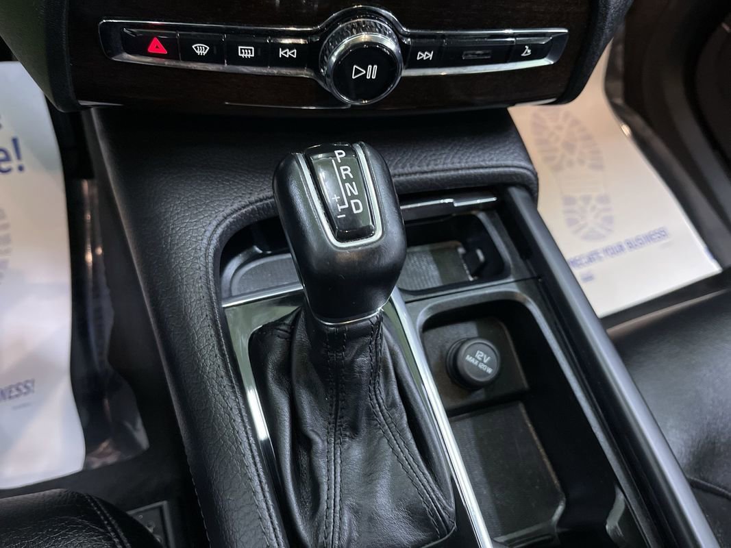 Used 2019 Volvo XC90 T6 Momentum w/ Advanced Package AWD/4WD image 25