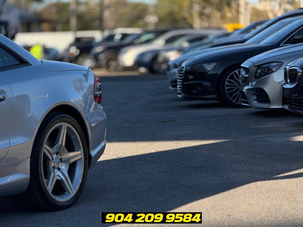 Used 2009 Mercedes-Benz SL 550 image 2