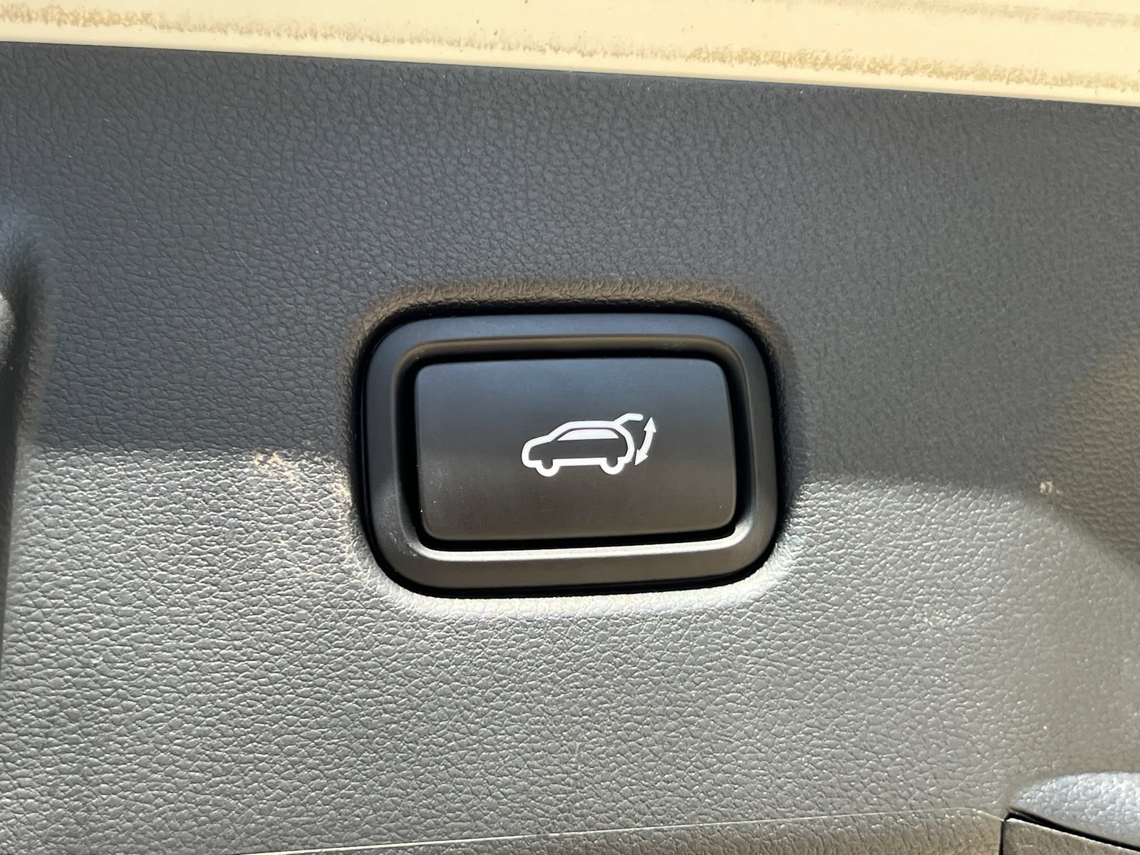Used 2024 Hyundai Tucson Limited AWD/4WD image 17