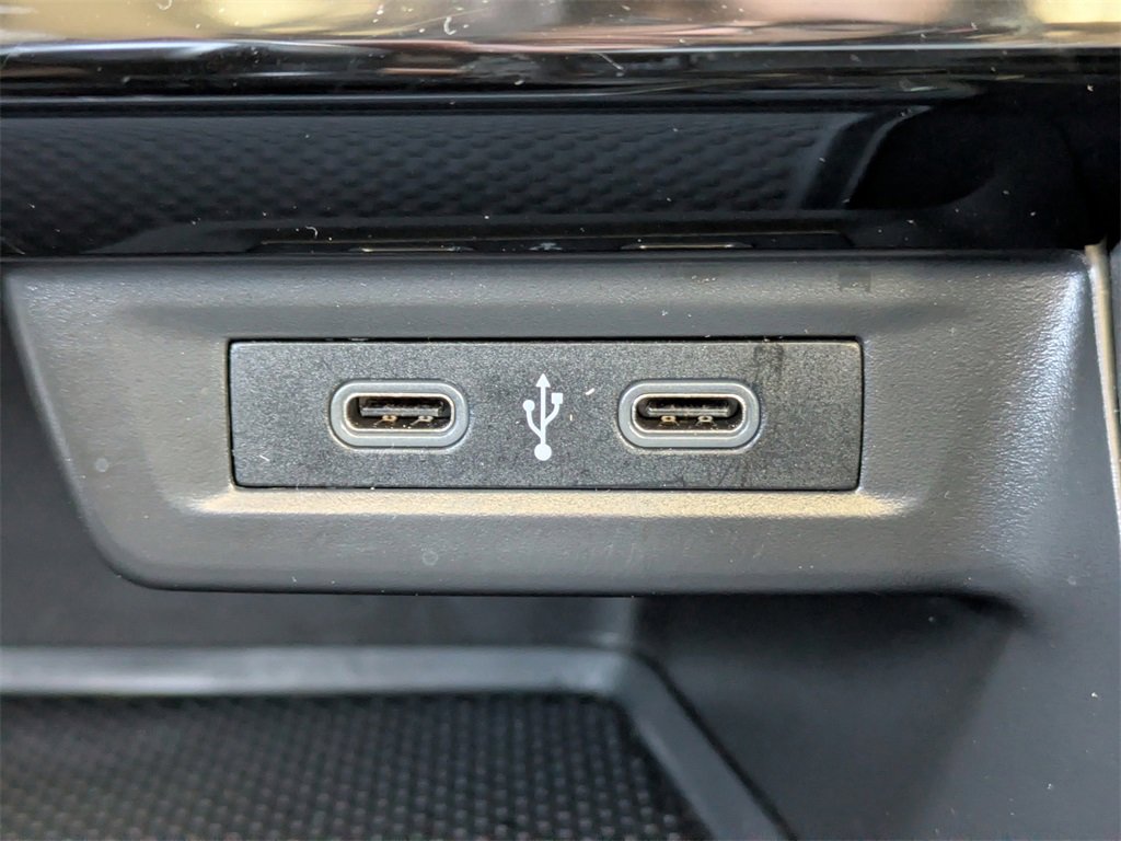 Used 2023 Volkswagen Jetta SE image 27