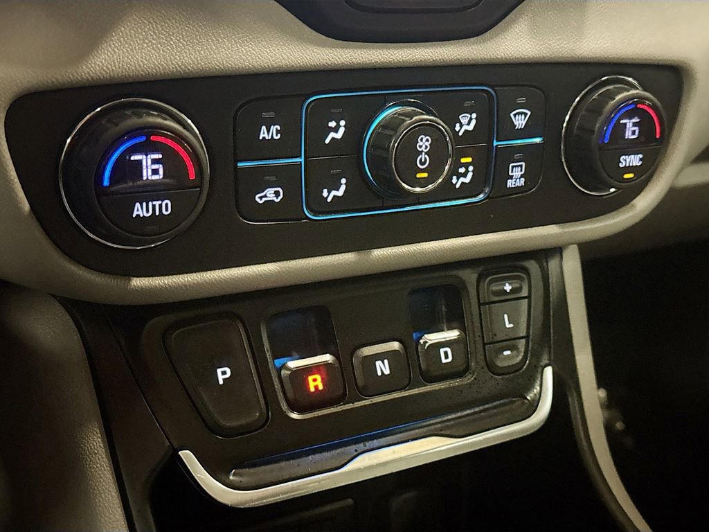 Used 2019 GMC Terrain SLT w/ Preferred Package image 18