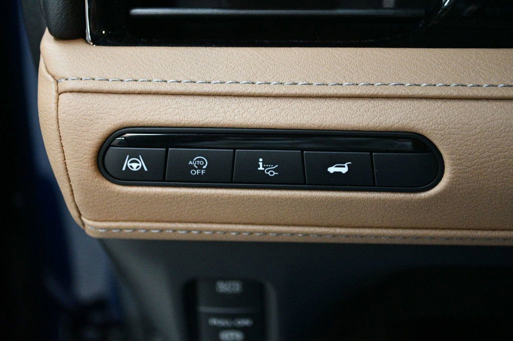 Used 2025 INFINITI QX80 Sensory image 79