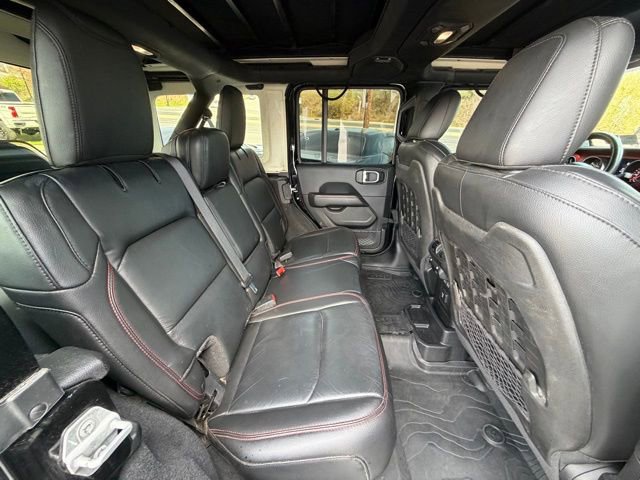 Used 2018 Jeep Wrangler Unlimited Rubicon AWD/4WD image 36