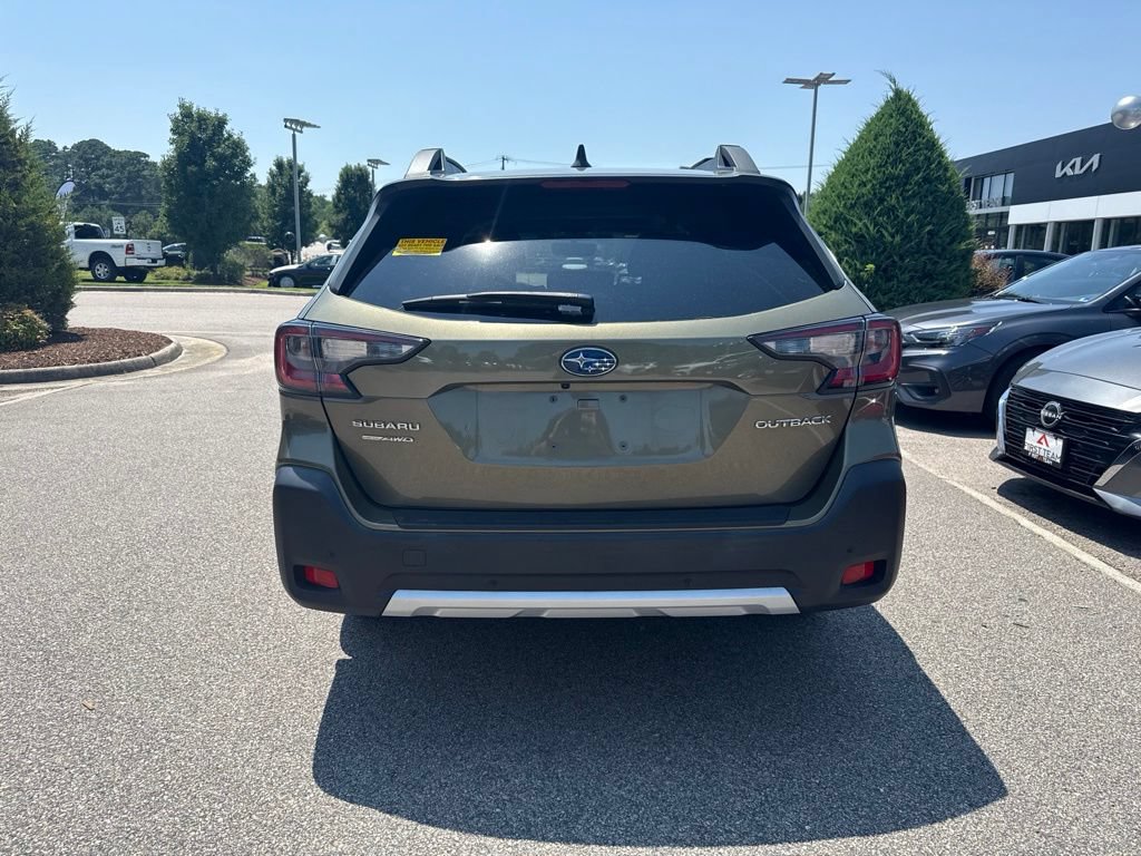 Used 2023 Subaru Outback Limited AWD/4WD image 4