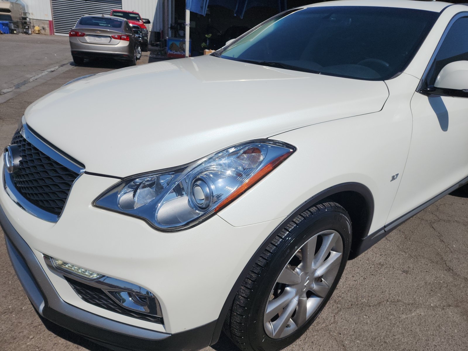 Used 2017 INFINITI QX50 2WD image 11