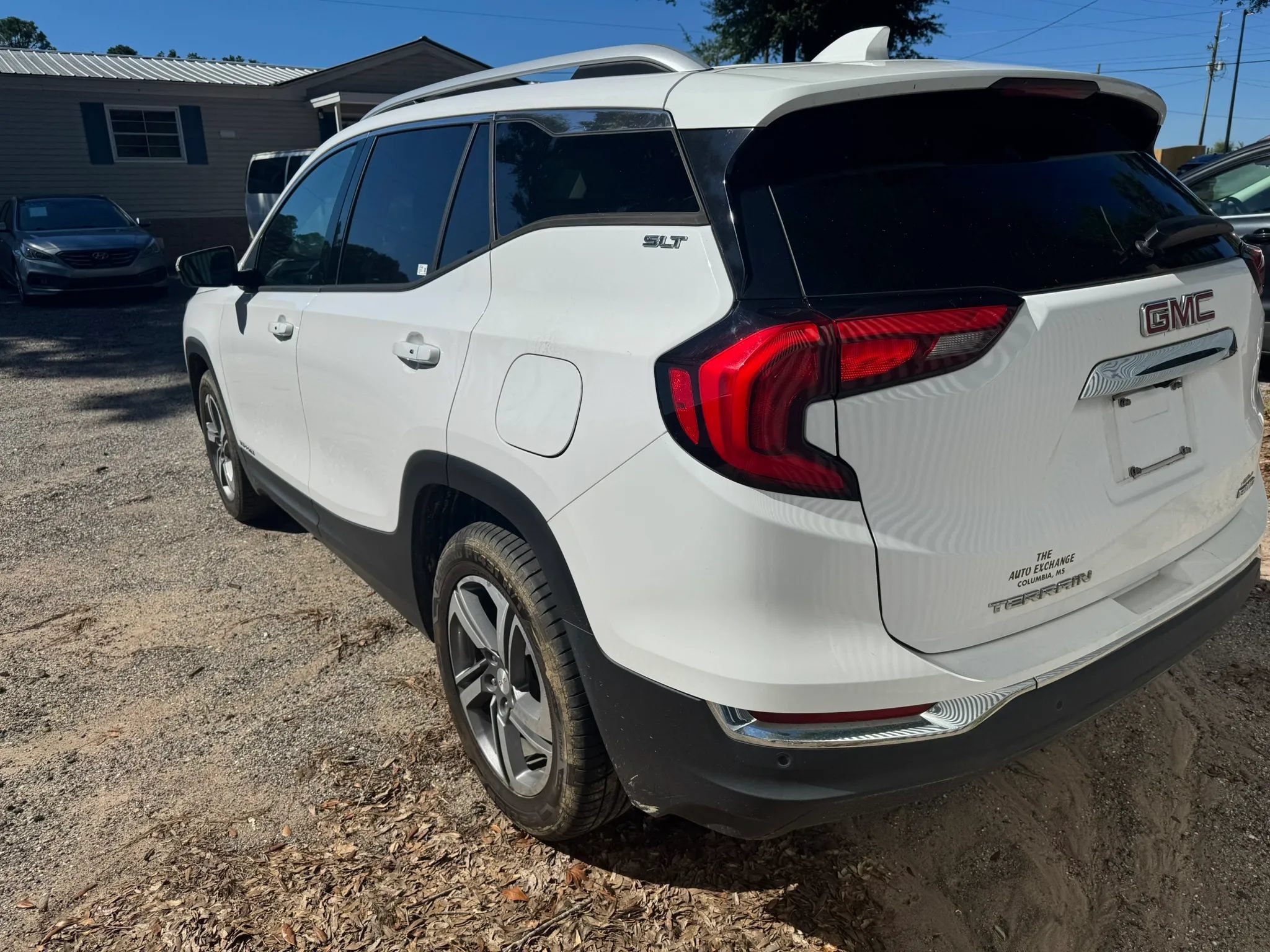 Used 2019 GMC Terrain SLT w/ Preferred Package AWD/4WD image 2