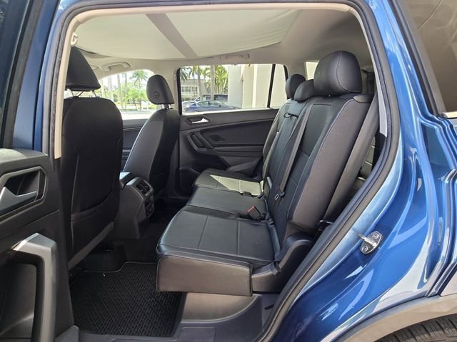 Used 2019 Volkswagen Tiguan SE w/ Panoramic Sunroof Package FWD image 15