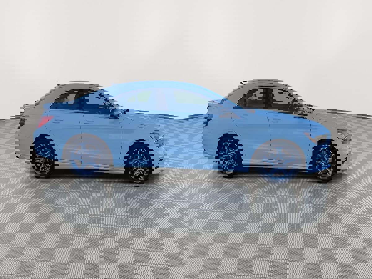 Used 2018 Mercedes-Benz CLA 250 4MATIC image 8