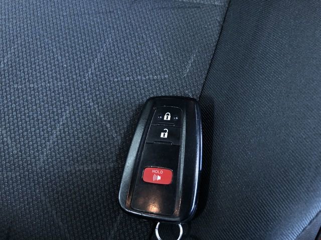 Certified 2021 Toyota RAV4 XLE image 33