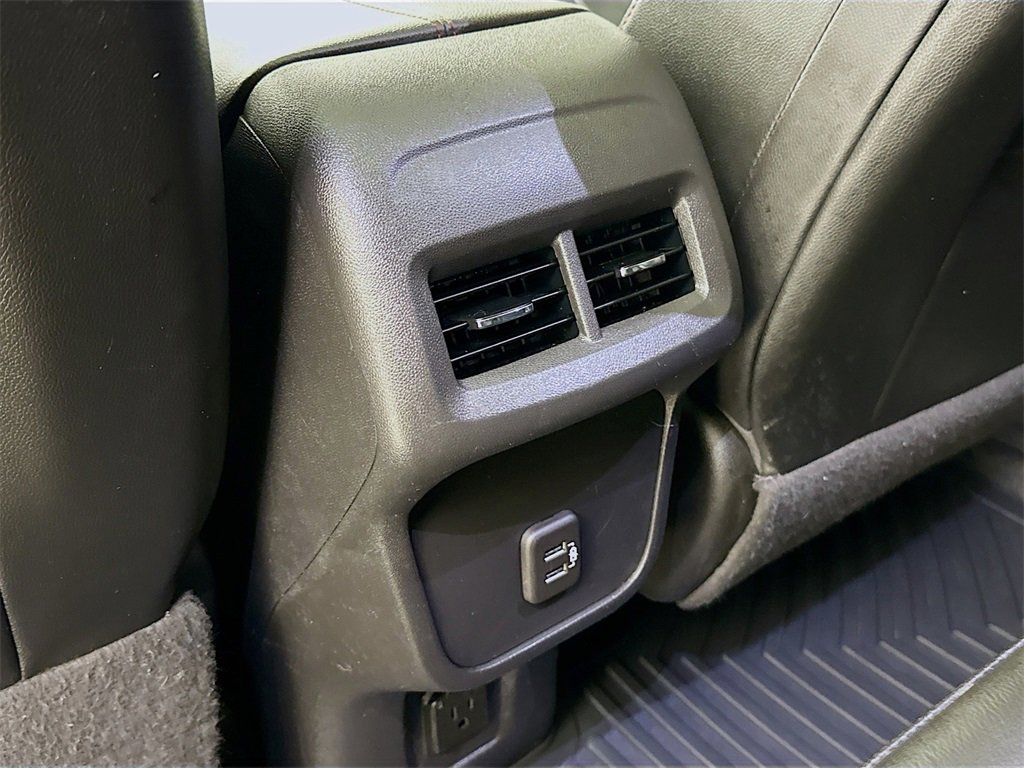 Used 2023 Chevrolet Equinox RS w/ RS Leather Package image 26