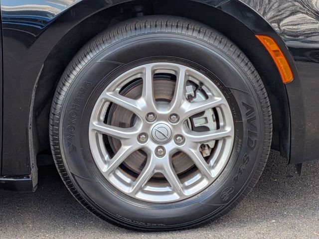 Used 2025 Chrysler Pacifica Select image 46