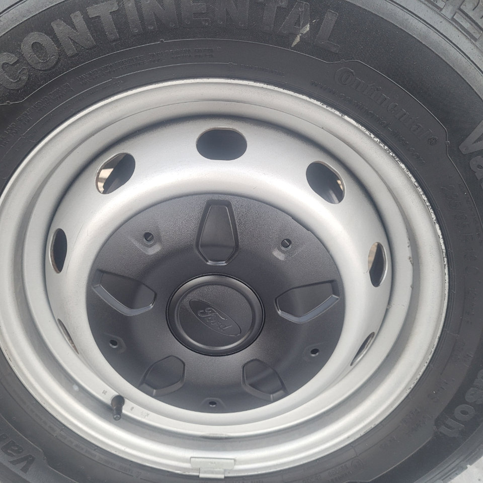 Used 2016 Ford Transit 150 XL image 34