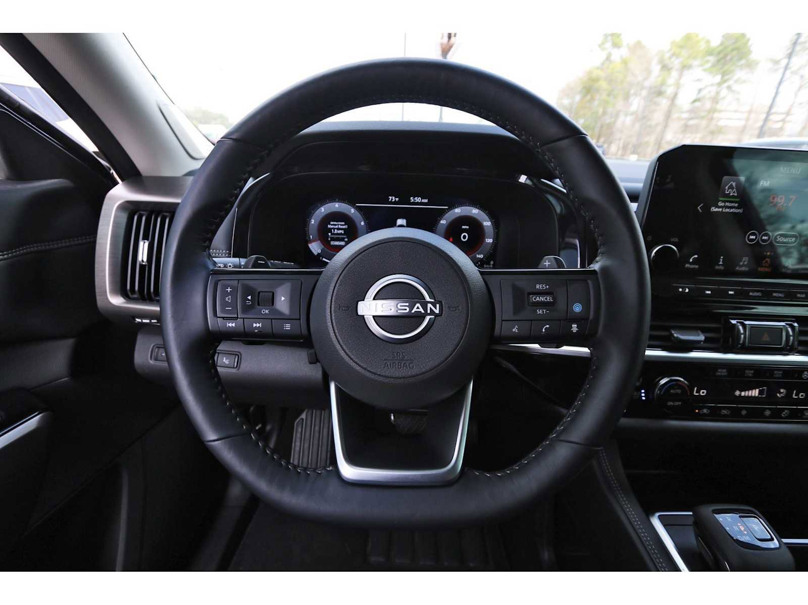 Used 2025 Nissan Pathfinder Platinum w/ Cargo Package image 15