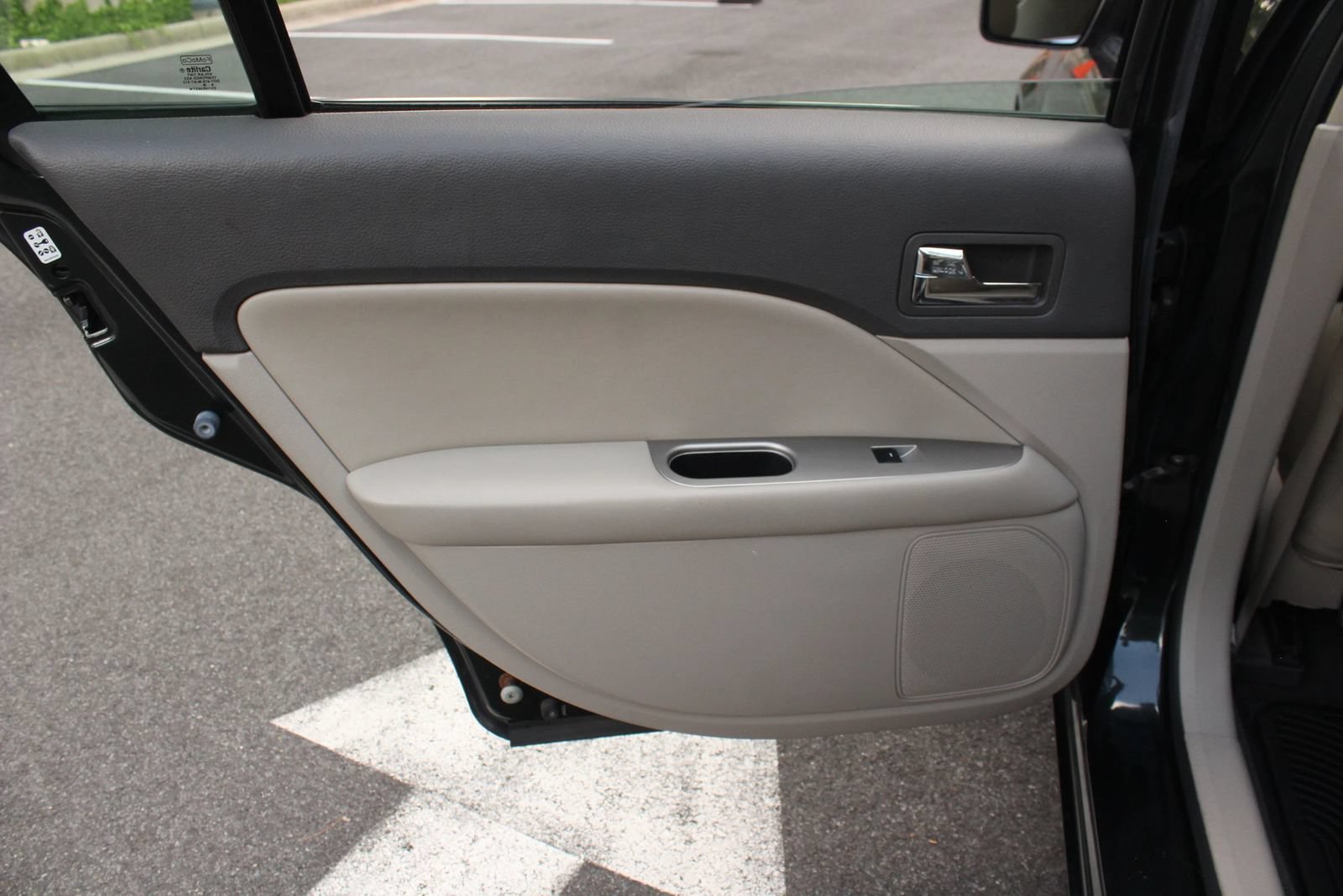 Used 2010 Ford Fusion Hybrid FWD image 21