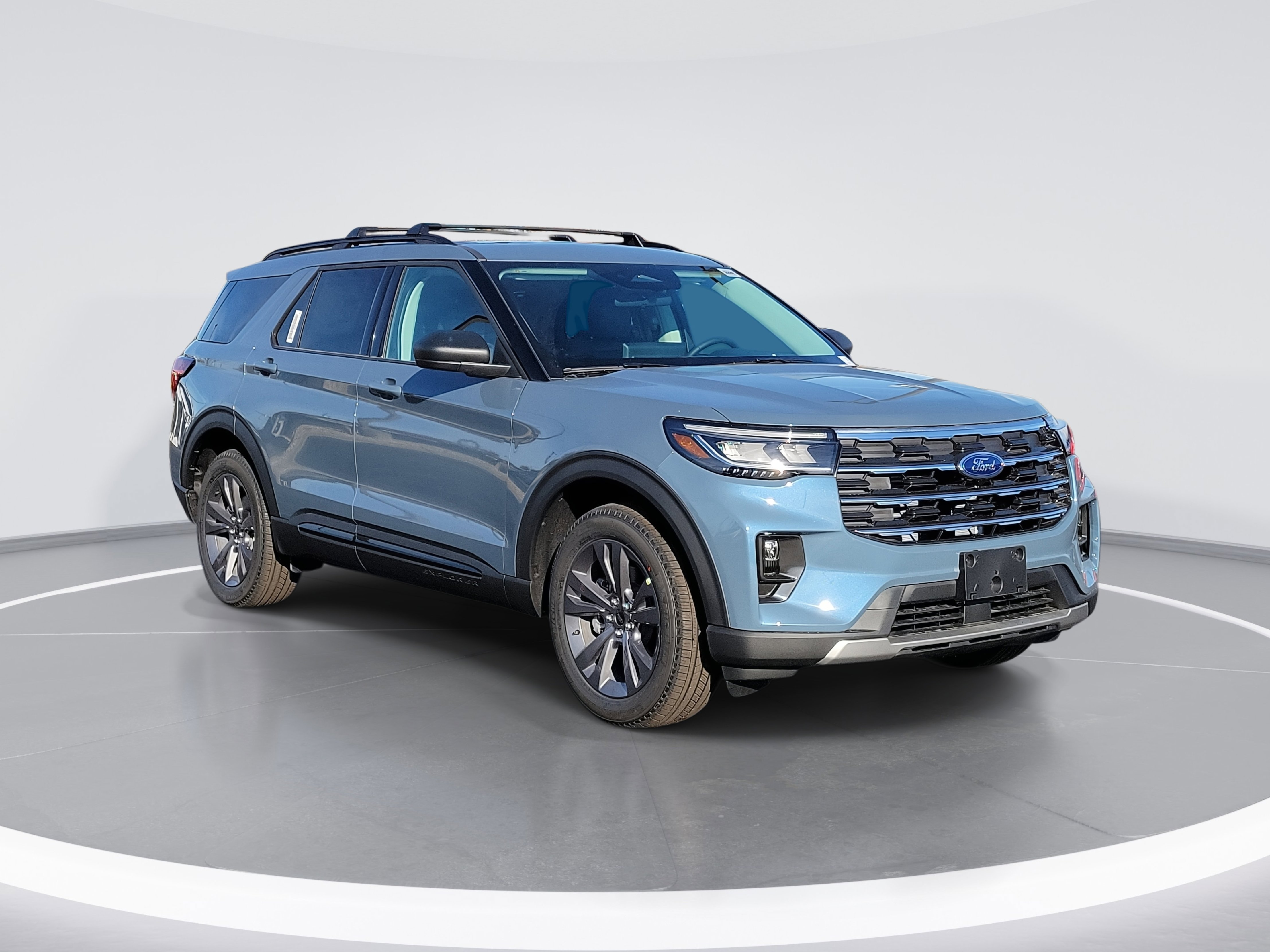 New 2026 Ford Explorer Active image 2