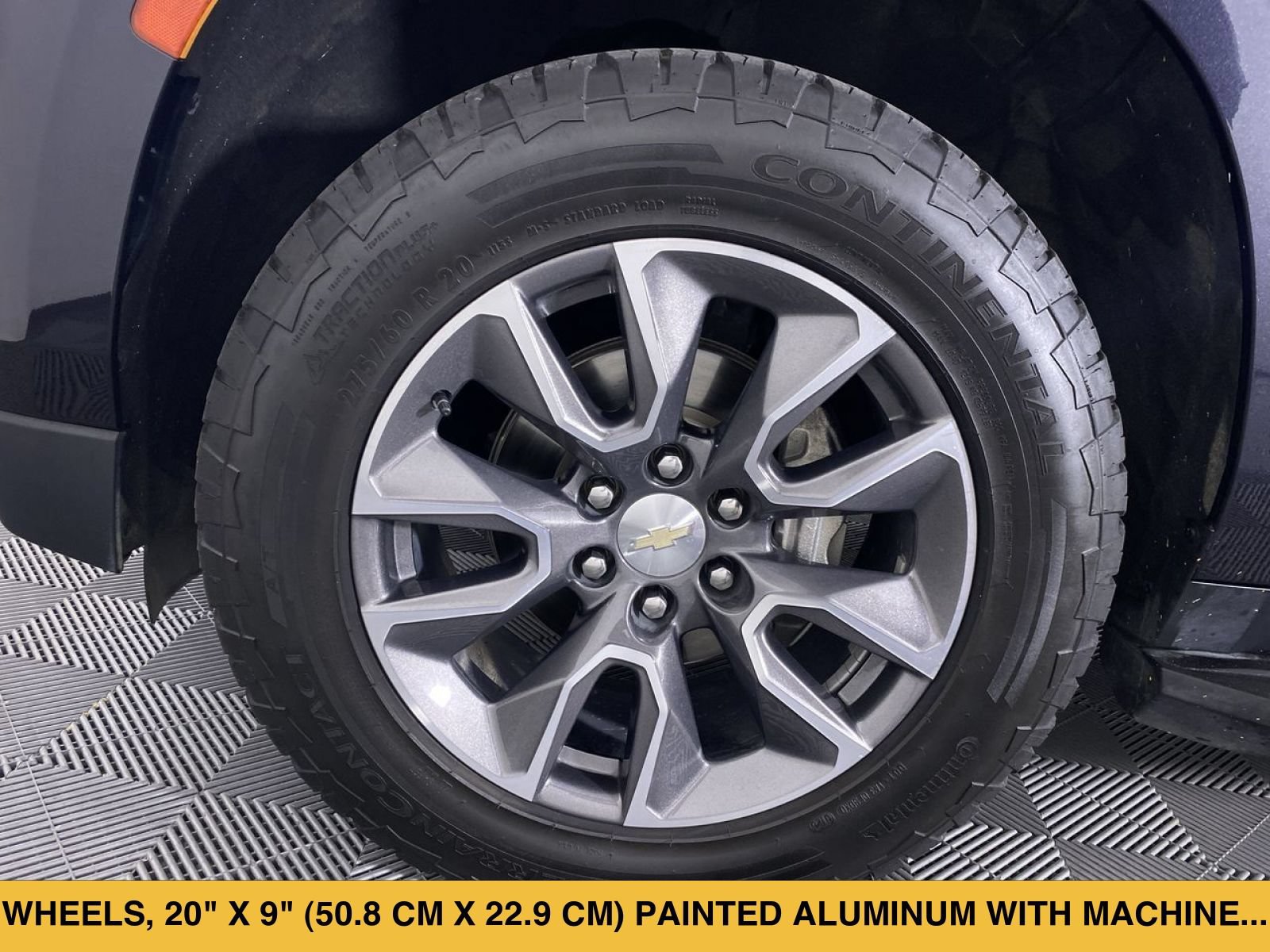 Certified 2022 Chevrolet Suburban LT w/ Luxury Package AWD/4WD image 15