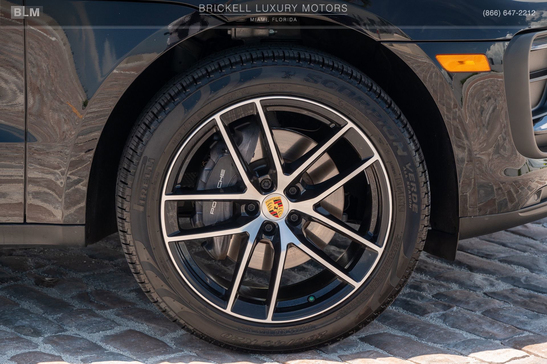 Used 2024 Porsche Macan image 52