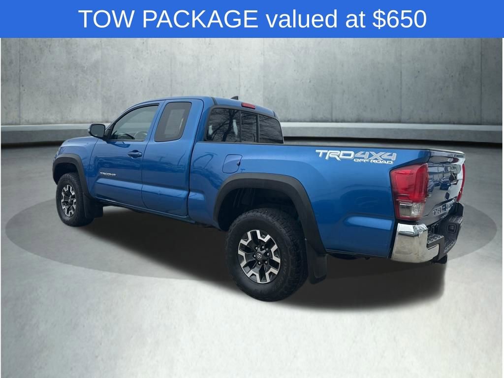 Used 2017 Toyota Tacoma TRD Off-Road w/ Tow Package AWD/4WD image 4