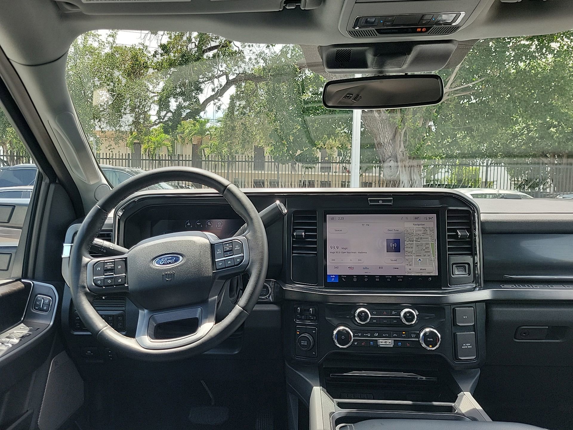 Used 2026 Ford F250 Lariat AWD/4WD image 18