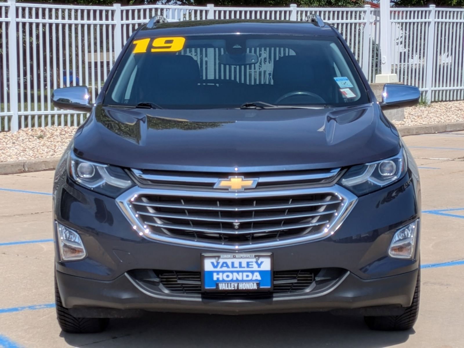 Used 2019 Chevrolet Equinox Premier AWD/4WD image 3