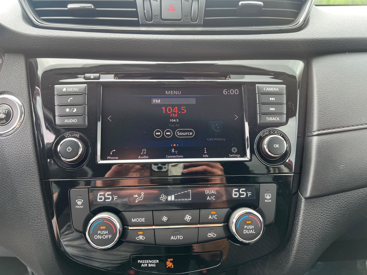 Used 2019 Nissan Rogue SV AWD/4WD image 23