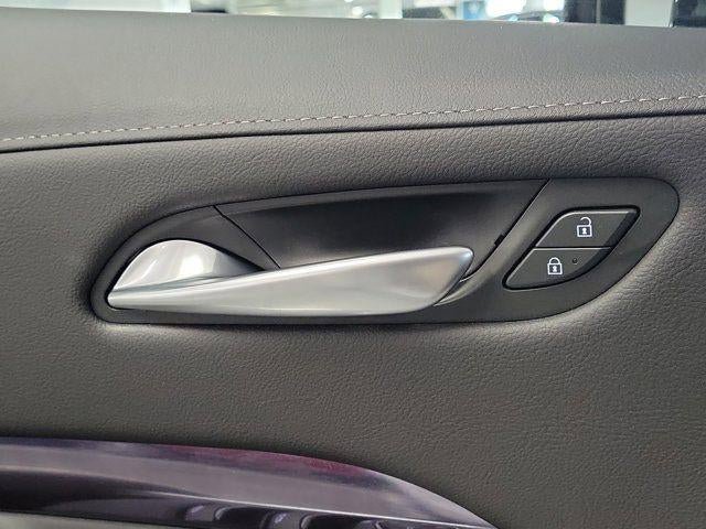 Certified 2023 Cadillac XT4 Luxury w/ Driver Awareness Package image 16