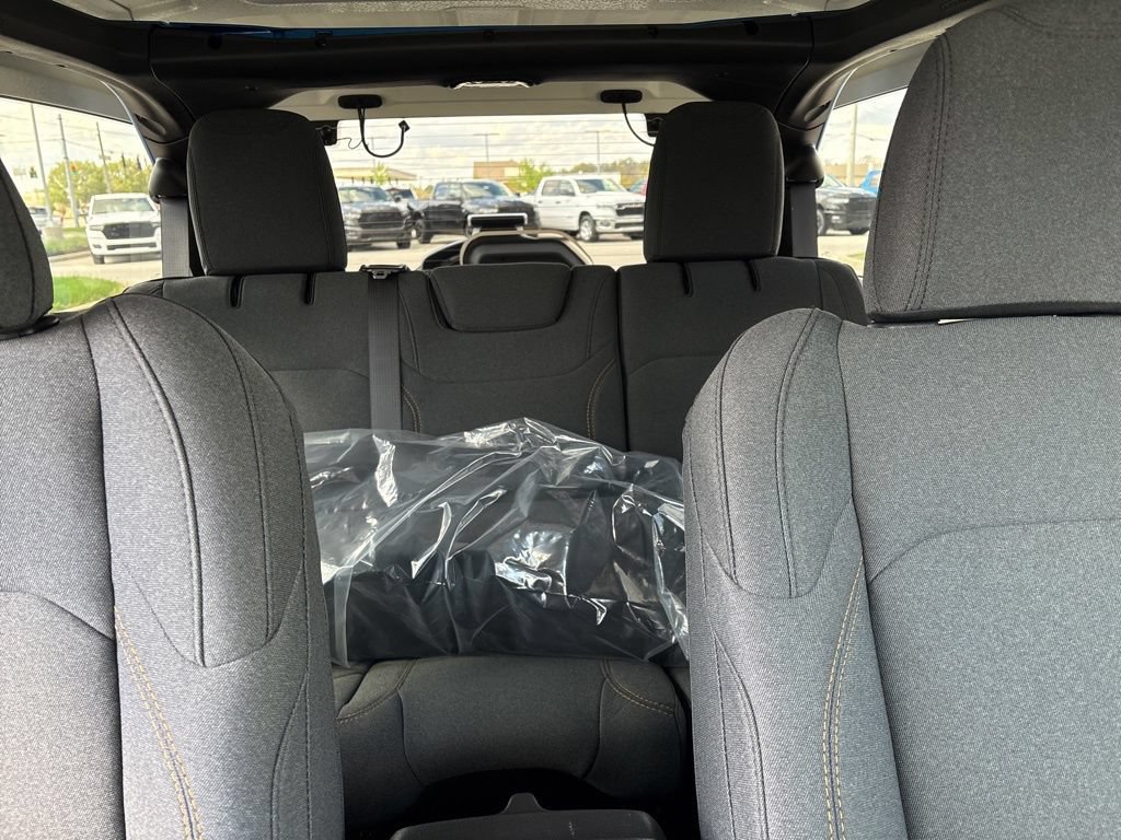 New 2026 Jeep Wrangler Unlimited Sport AWD/4WD image 15