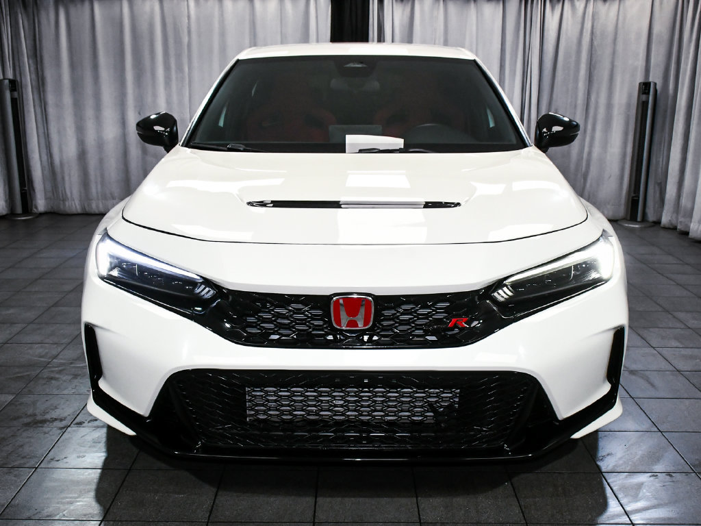 Used 2025 Honda Civic Type R image 2