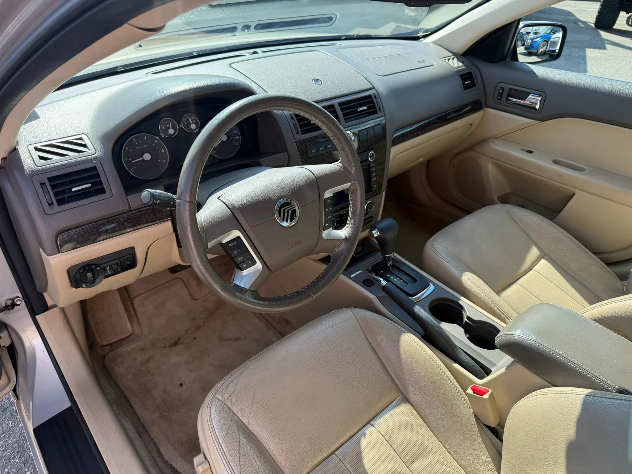 Used 2009 Mercury Milan Premier image 16