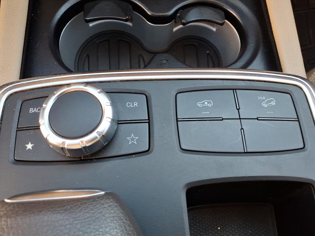 Used 2014 Mercedes-Benz GL 450 4MATIC image 33