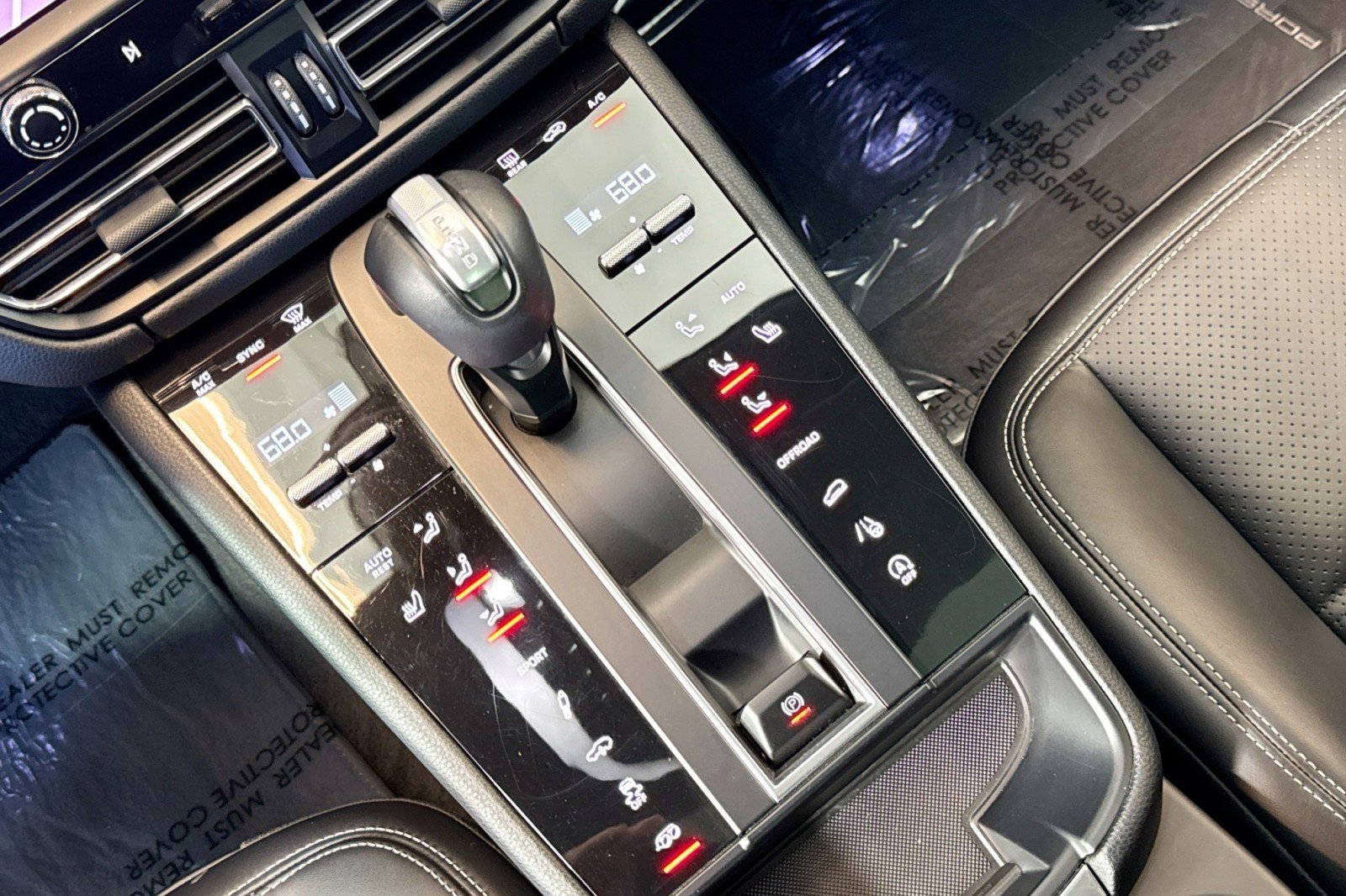 Used 2023 Porsche Macan GTS image 16