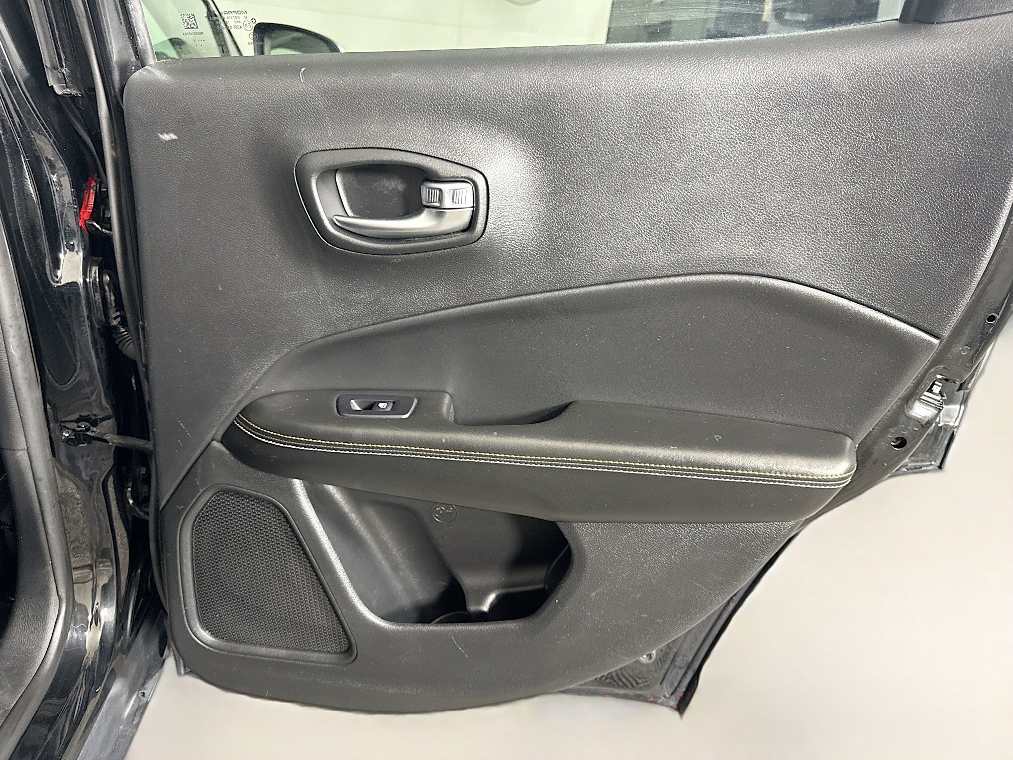 Used 2019 Jeep Compass Sport w/ Cold Weather Group image 27