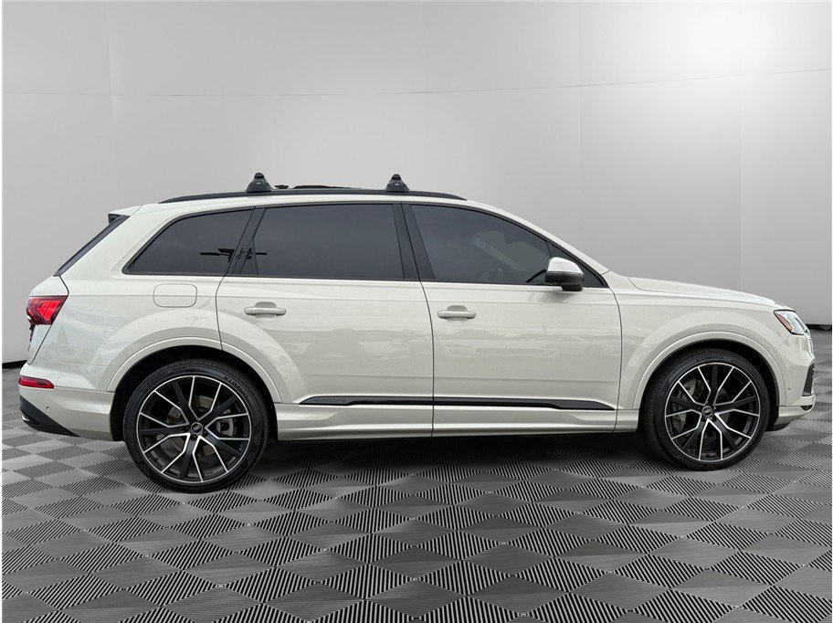Used 2021 Audi Q7 3.0T Prestige image 6