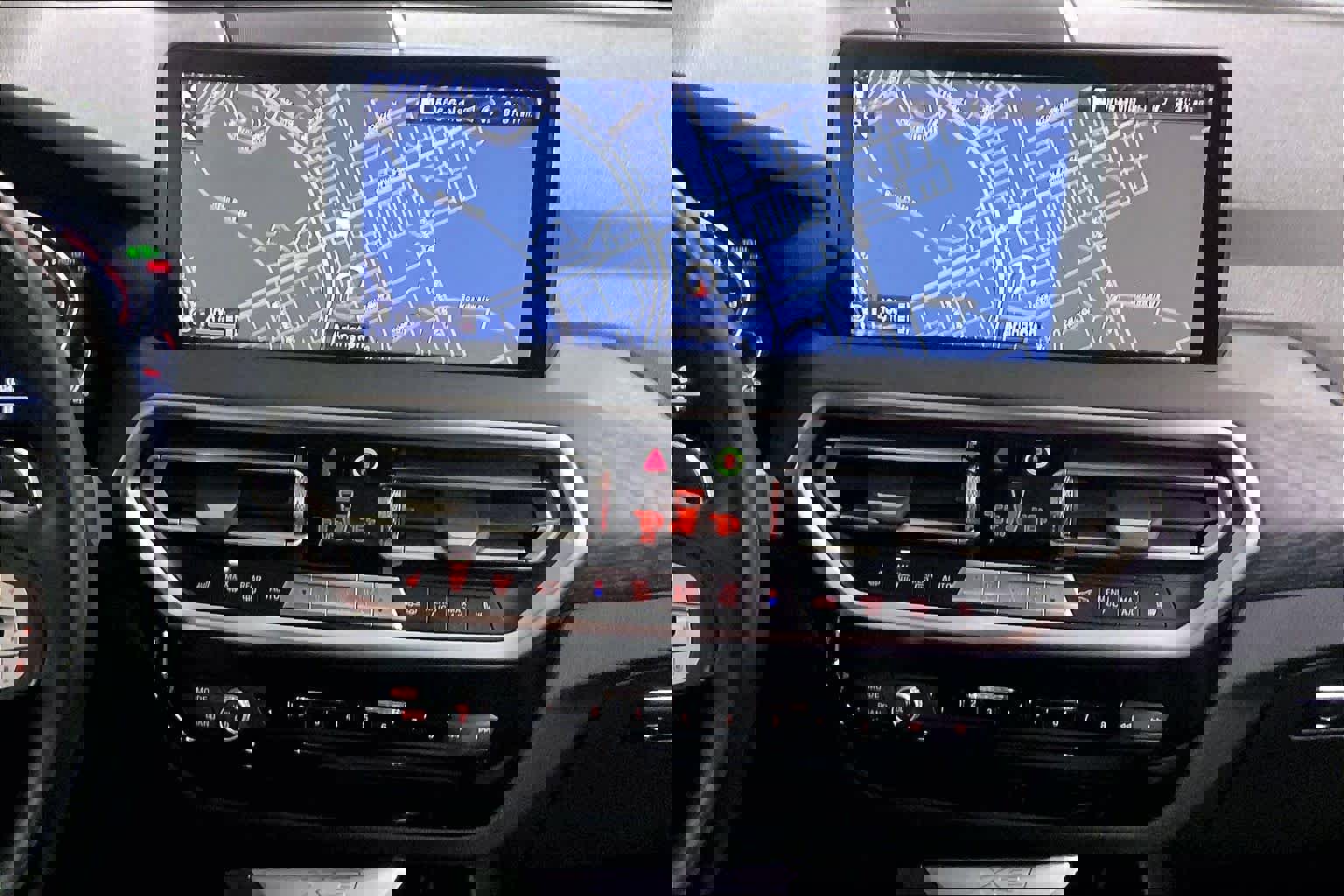 Used 2023 BMW X3 xDrive30i w/ Premium Package image 6